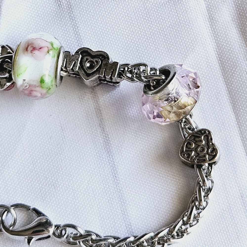 BEAUTIFUL CHARM BRACELET - Picture 8 of 8